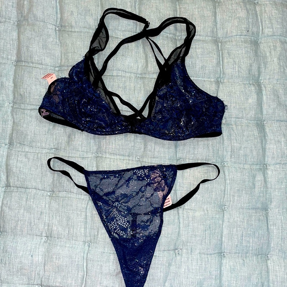Set Victoria’s Secret adjustable bra and panties